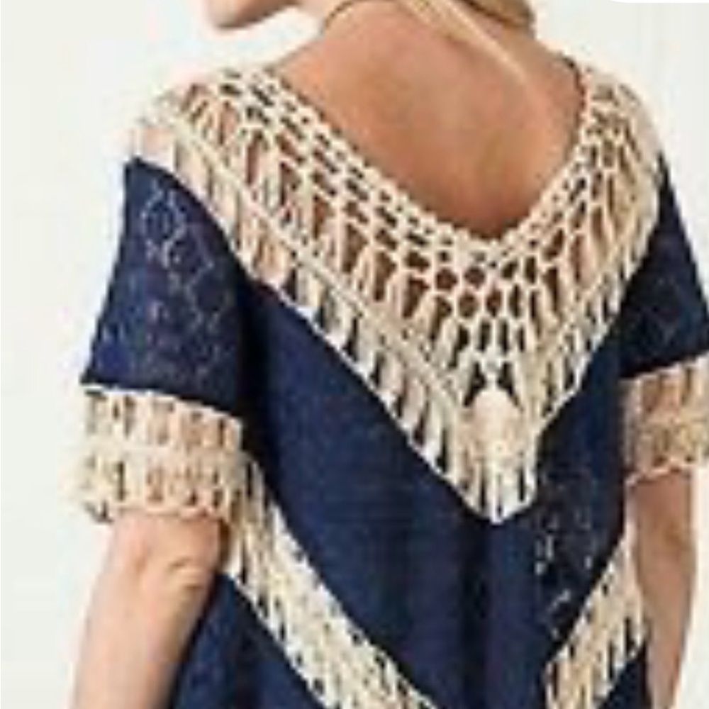 Umgee Navy and Cream Crochet Tunic - Picture 3 of 5